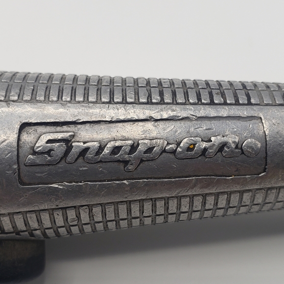 Snap On Tool 3/8" Air Rachet FAR72A - Picture 2 of 6